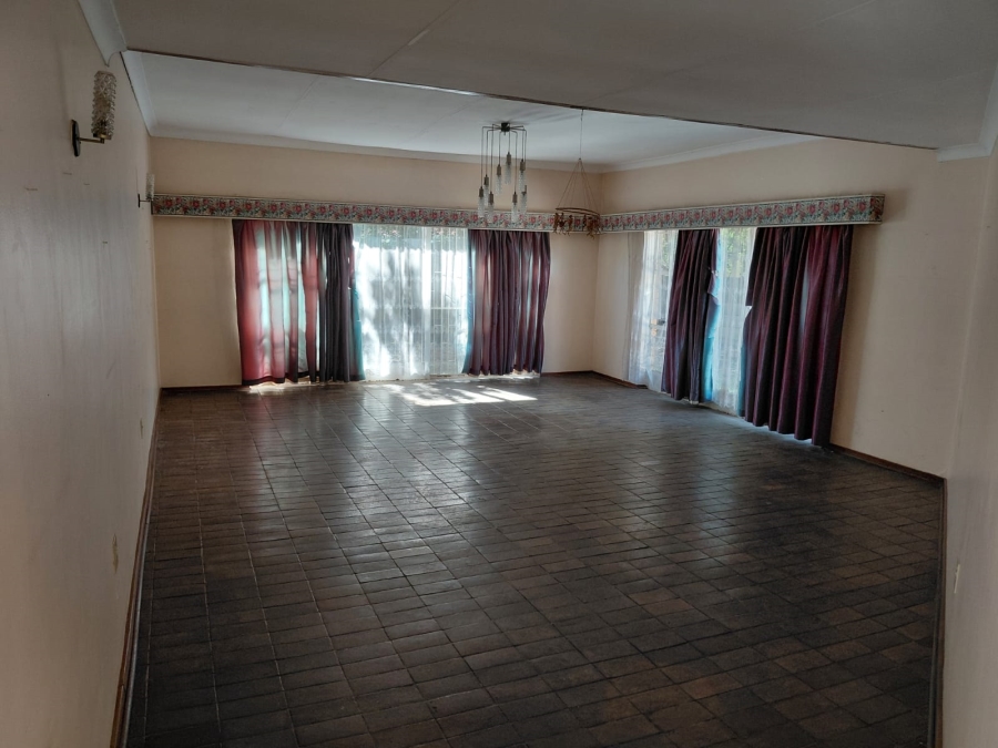 4 Bedroom Property for Sale in Fichardt Park Free State